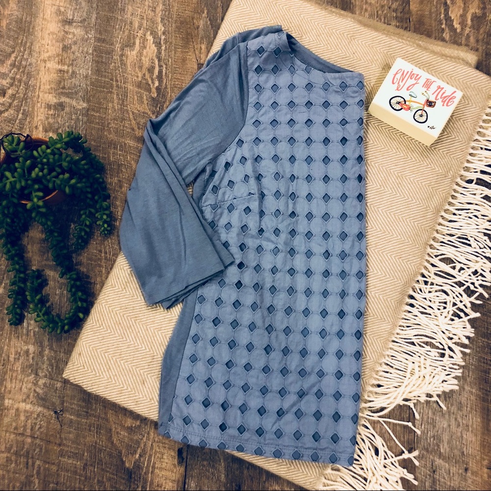 The Limited 3 quarter length top